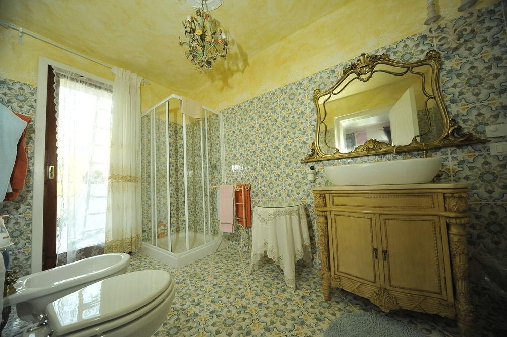 B And B Della Mimosa Desenzano del Garda Zewnętrze zdjęcie