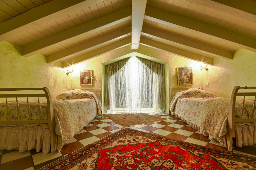 B And B Della Mimosa Desenzano del Garda Zewnętrze zdjęcie